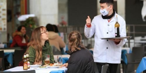 La Economía Española Podría Crecer en 2021 y 2022 Si La Vacunación Es Exitosa La Economía Española Podría Crecer en 2021 y 2022 Si La Vacunación Es Exitosa