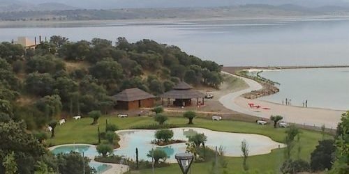 Comienza La Demolición Autorizada Por El TSJEx De La Isla Valdecañas Comienza La Demolición Autorizada Por El TSJEx De La Isla Valdecañas