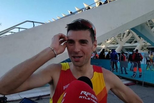 Un Atleta Español Corre Un Maratón Con El Dorsal De Otro Y Rompe El Récord De Honduras