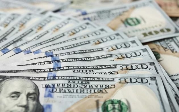 ¿Qué ocurre con los dólares financieros?