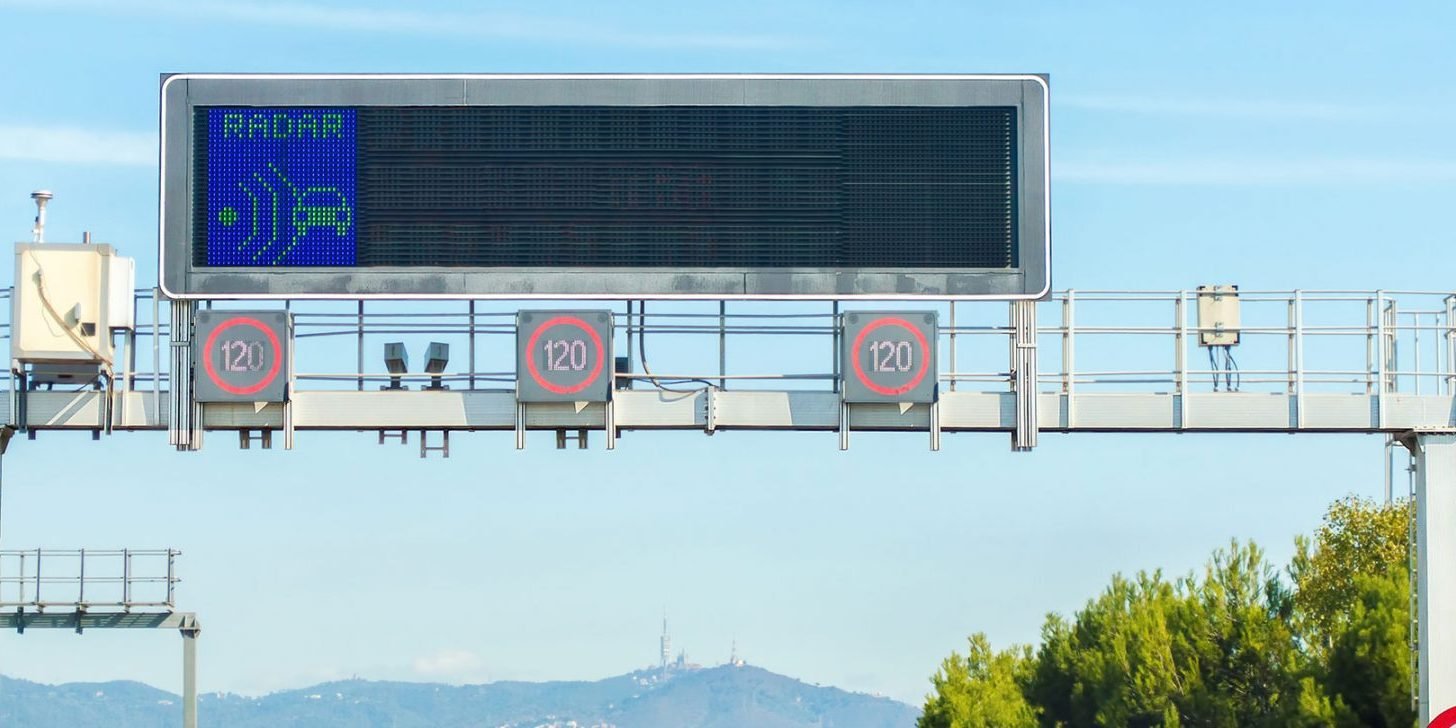 ¿Dónde están los radares de tráfico de la DGT?