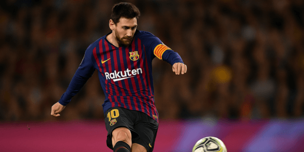 Lionel Messi celebrando un gol con la camiseta del FC Barcelona en La Liga